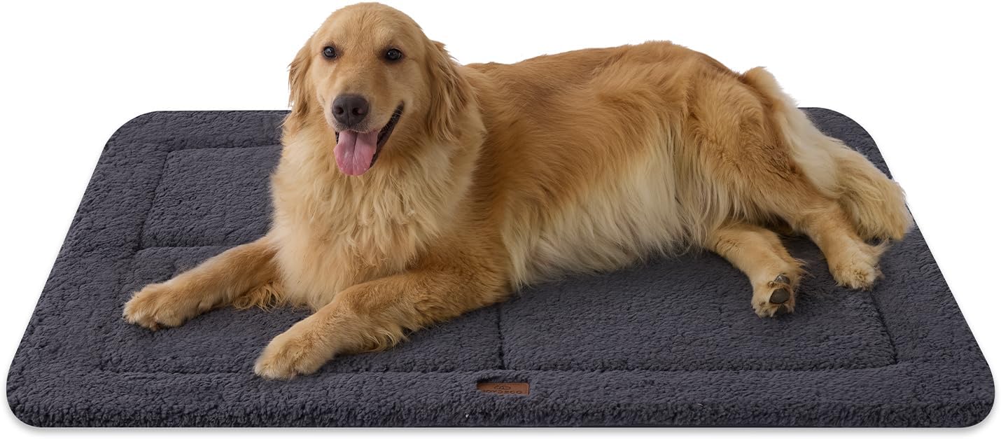 Joydeco Low Profile Dog Crate Mat Reversible Bed Pad, Washable Dog Pad Mat with Ultra Soft Fleece, Compact Design Kennel Beds Mats for Extra Large Medium Small Pets, 44" x 32" Dark Gray