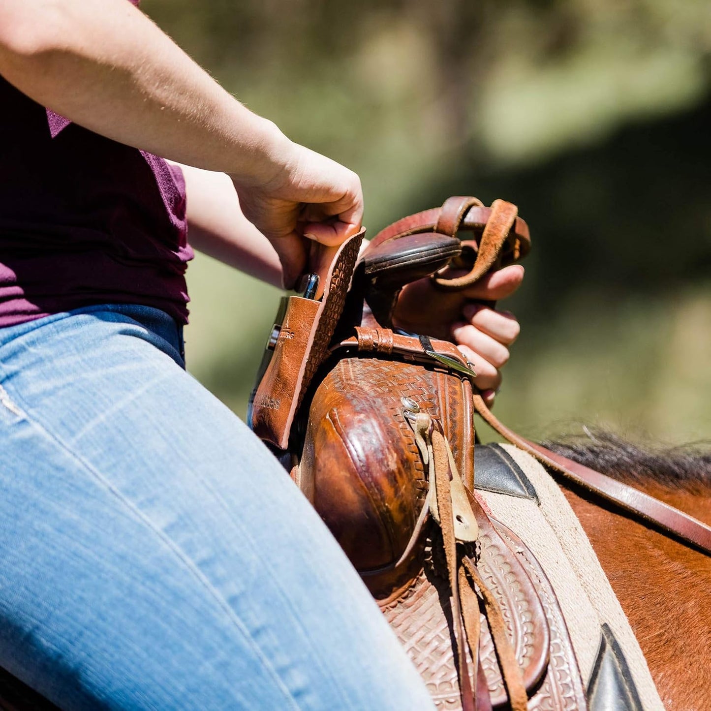 Saddle Pommel Bag - Phone Holder & Equestrian Gift for Women, Horse Tack Essentials